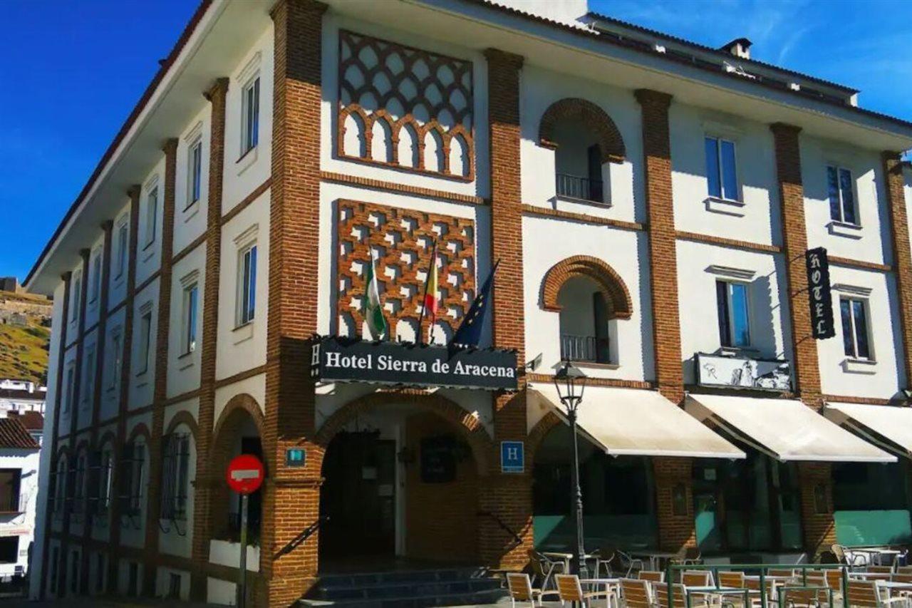 Hotel Sierra De Aracena Exterior photo
